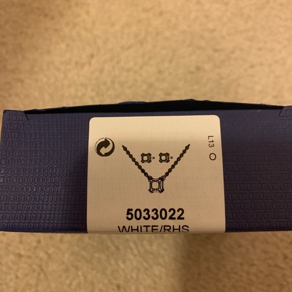 Swarovski Neckless set - Picture 4 of 4